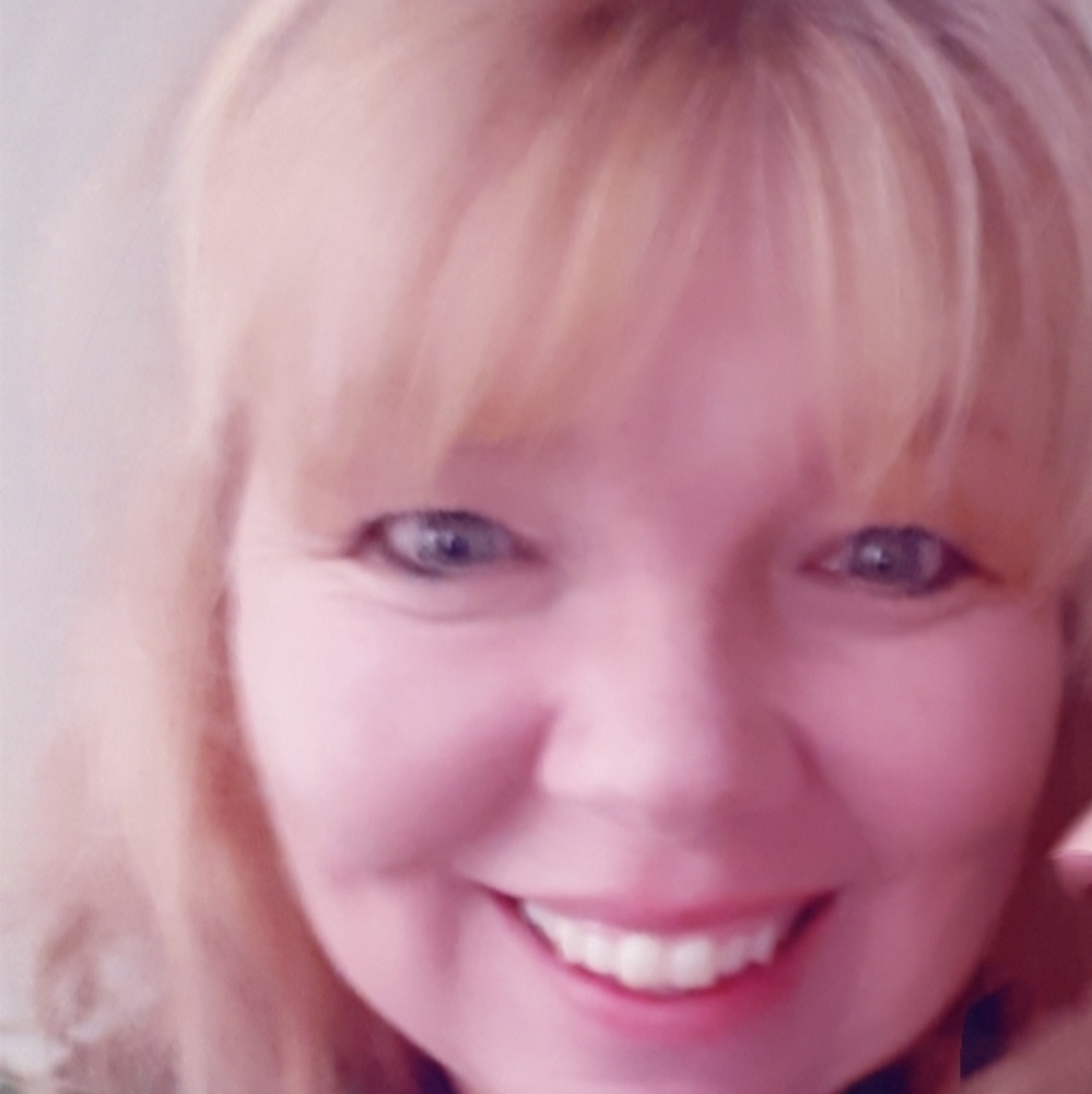 Meet your Posher, Diana